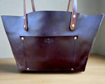 Elizabeth Leigh - Large Leather Tote